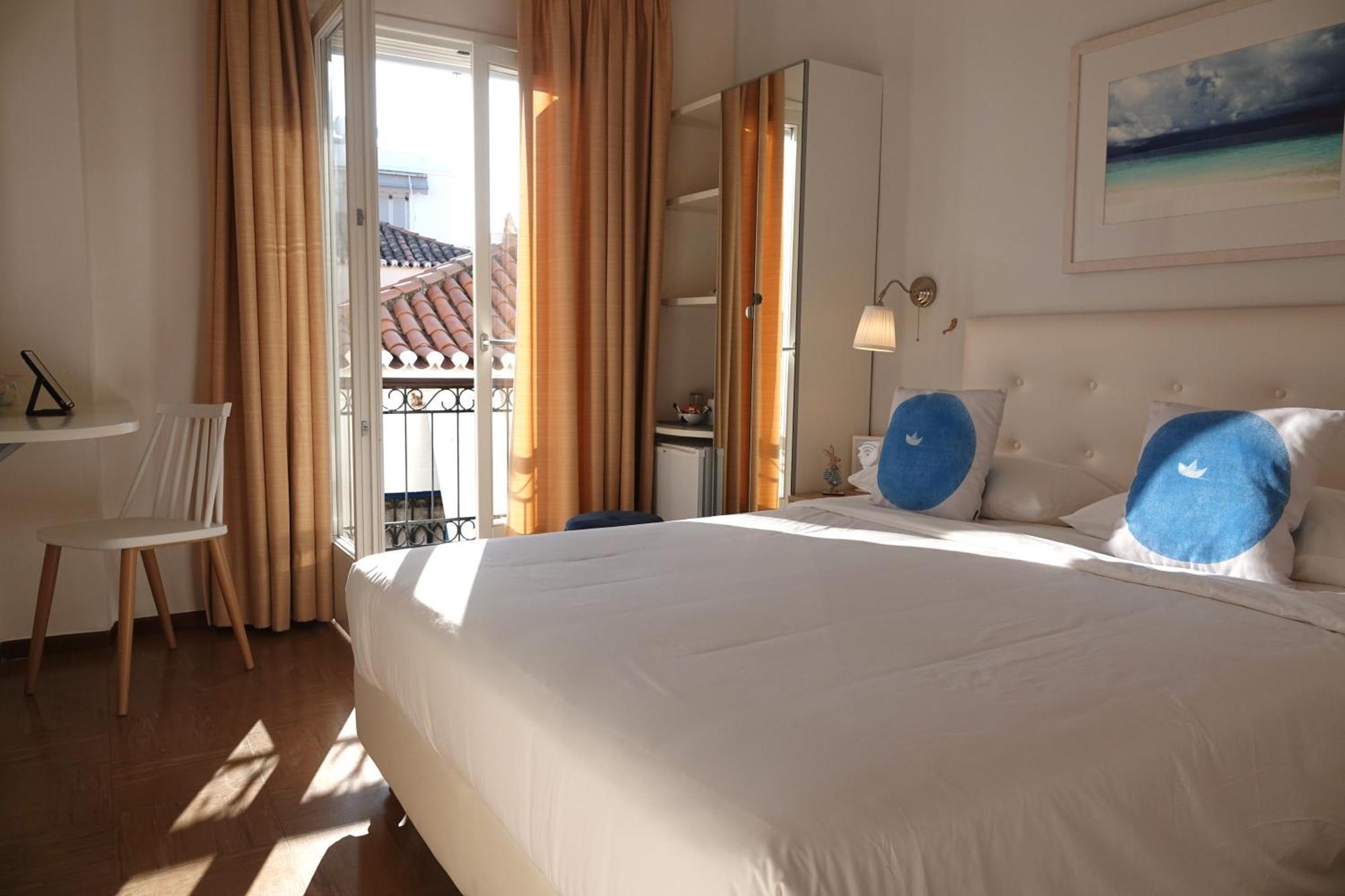 Alexandris Hotel Spetses Town ภายนอก รูปภาพ